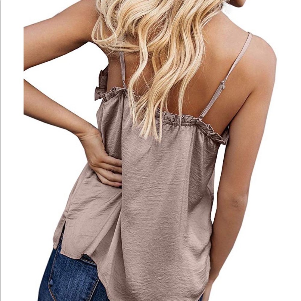 Beautiful woman sexy top - Picture 5 of 8